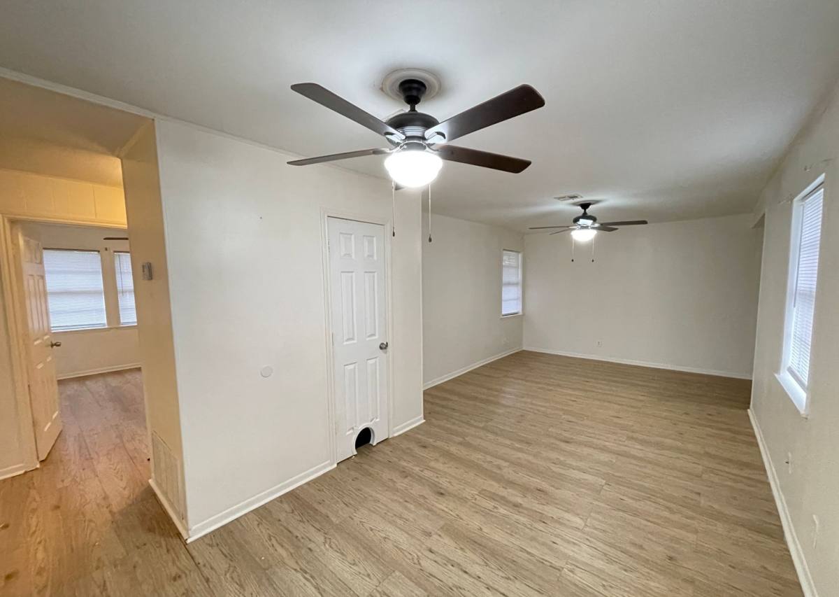 Townhouse for rent at 109 111 E Comay Circle, Belton, TX 76513
