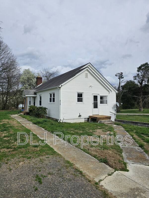 House for rent at 816 Andrew Johnson Highway, Strawberry Plains, TN 37871
