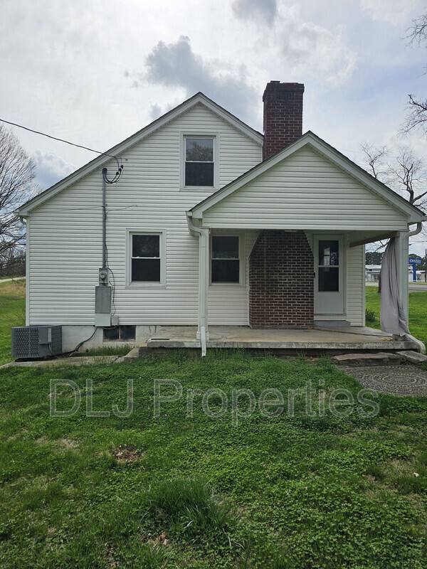 House for rent at 816 Andrew Johnson Highway, Strawberry Plains, TN 37871