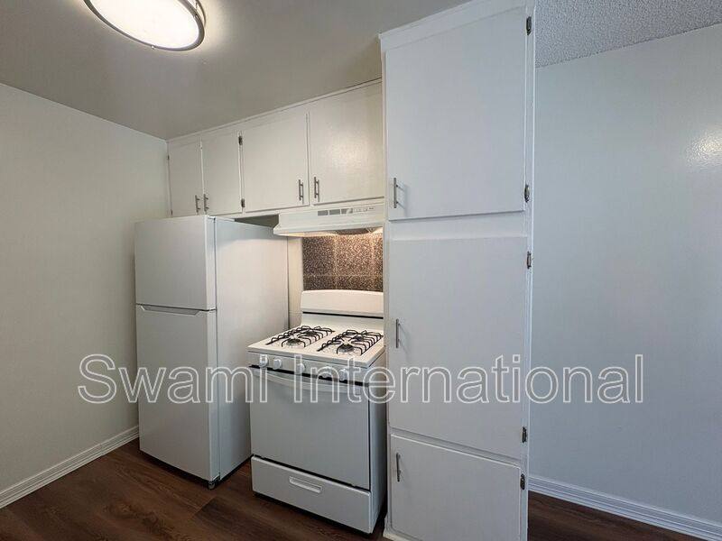 Apartment for rent at 2936 W El Segundo Blvd #2, Gardena, CA 90249