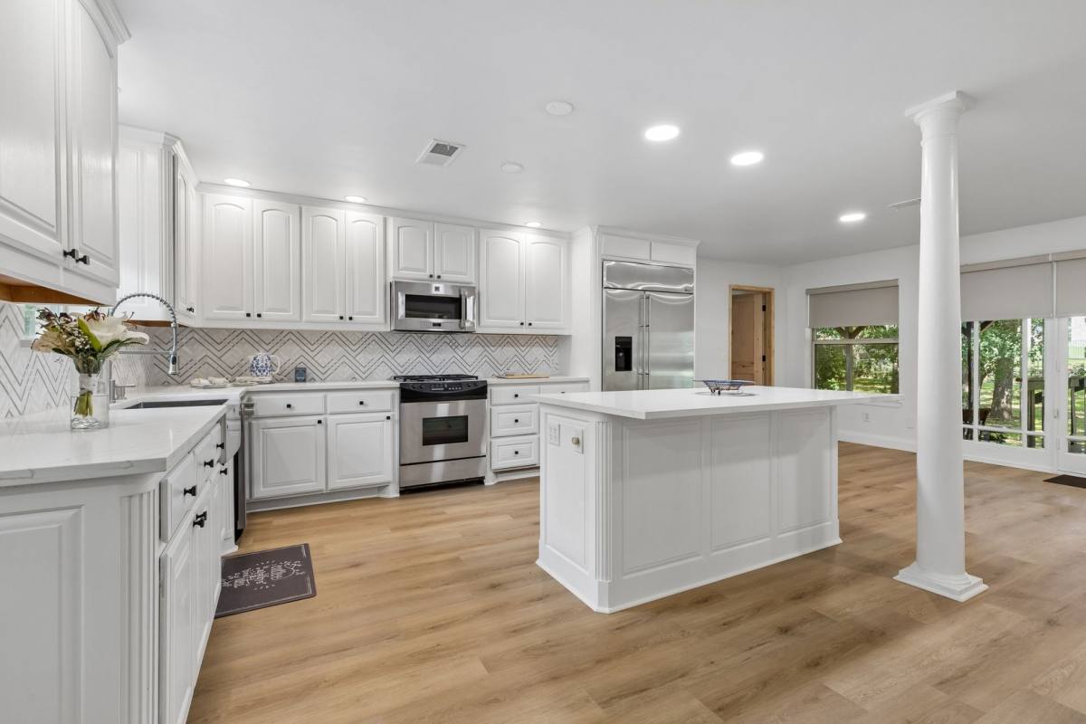 House for rent at 1212 W Murphy Rd, Colleyville, TX 76034