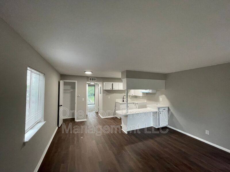 Apartment for rent at 642 N 31st St, Kansas City, KS 66102