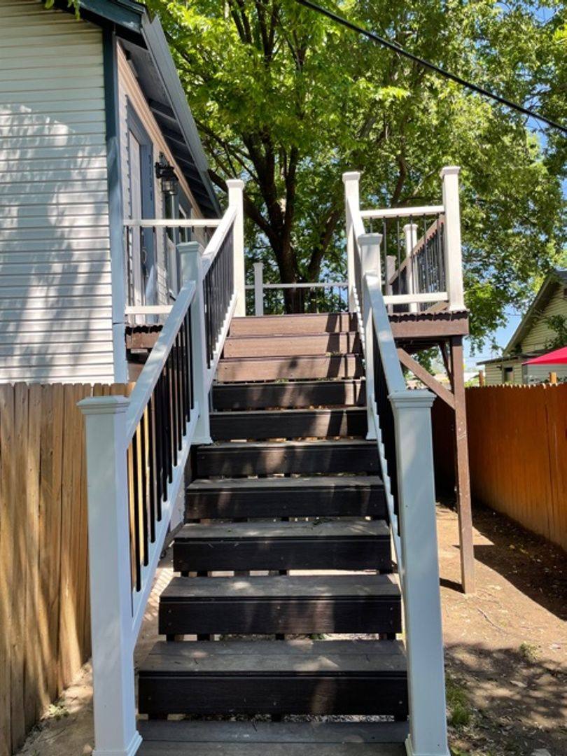 Apartment for rent at 913 W Crawford St, Denison, TX 75020