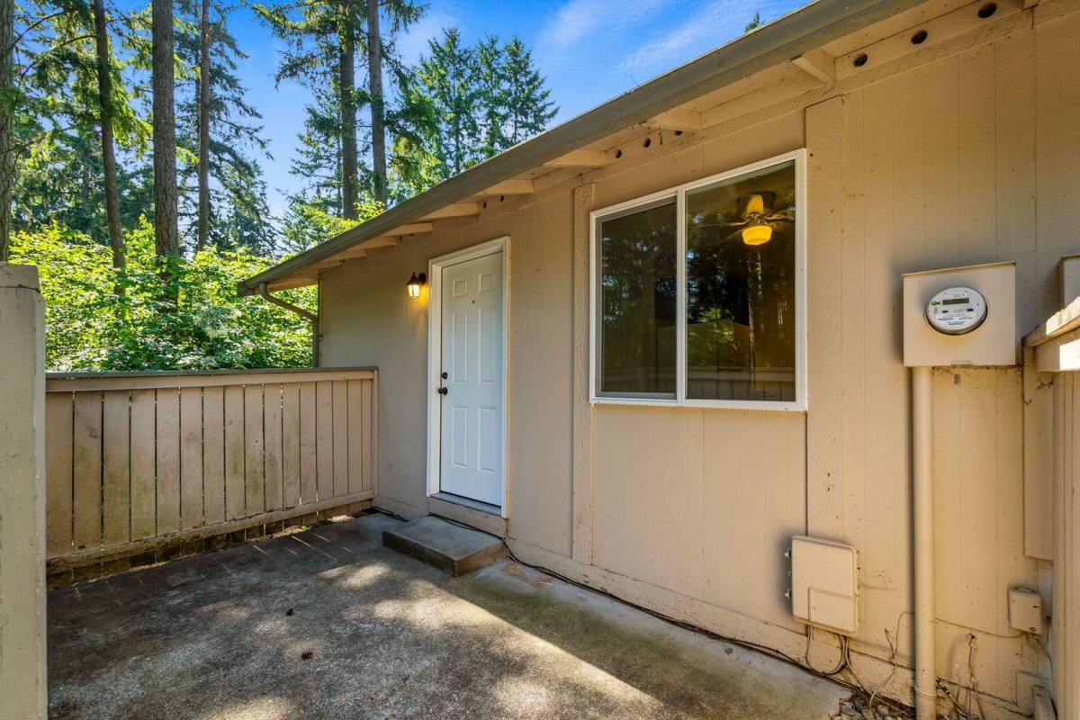Apartment for rent at 1830 Carpenter Rd SE, Lacey, WA 98503