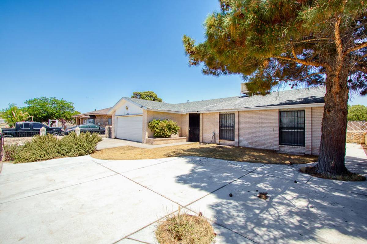 House for rent at 1548 James Chisum Dr, El Paso, TX 79936