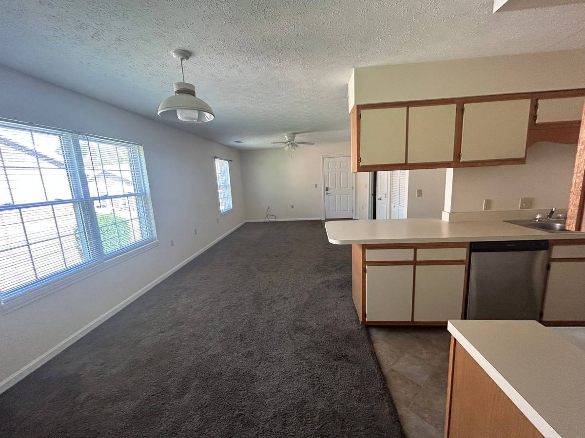 Apartment for rent at 401 E Olive St, Bridgeport, WV 26330