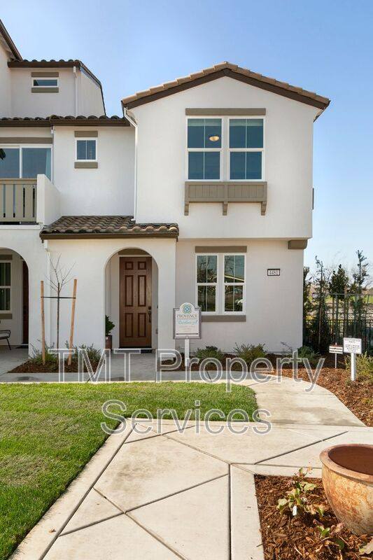 Townhouse for rent at 4470 Saone Walk, Sacramento, CA 95834