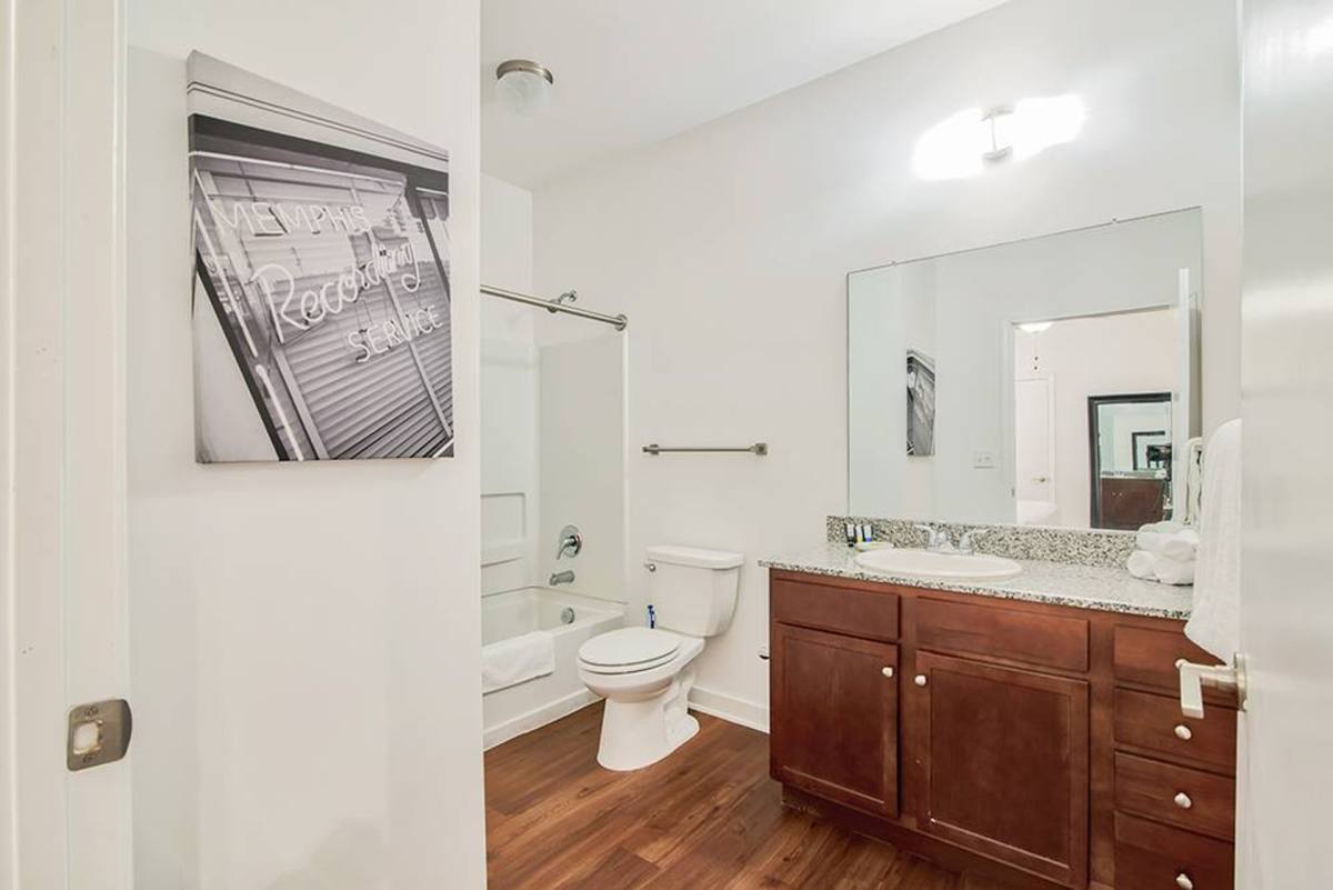 Apartment for rent at 266 S Front St, Memphis, TN 38103