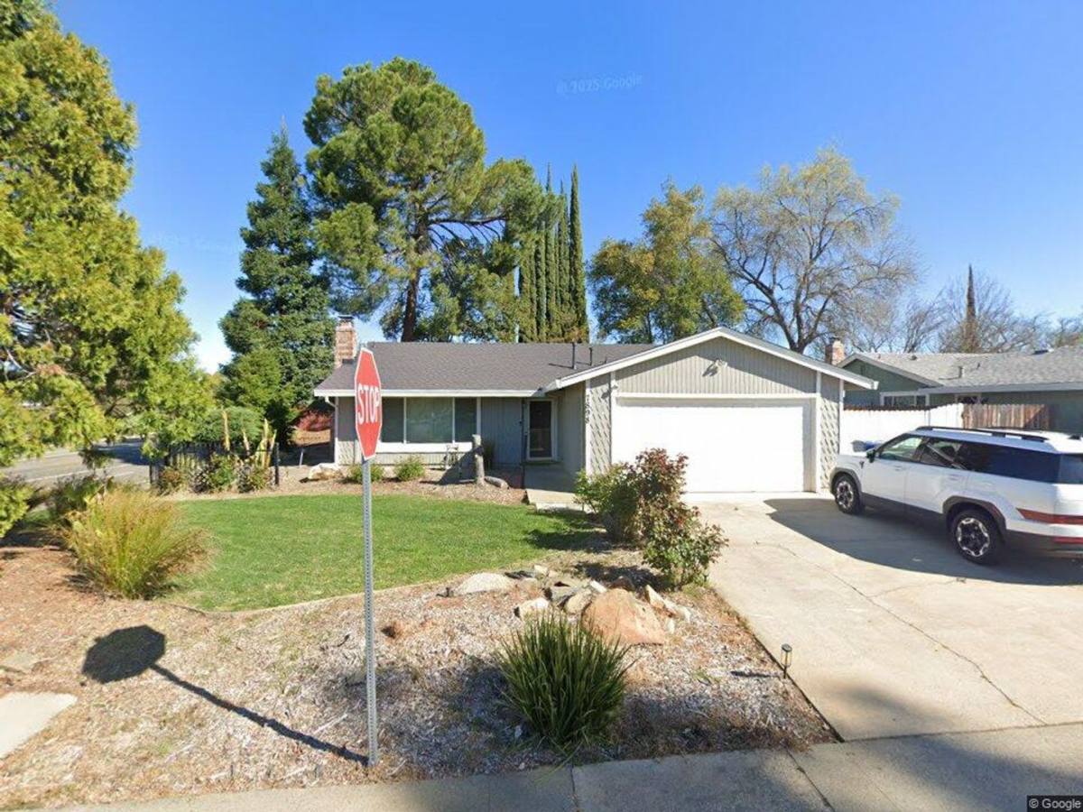 House for rent at 7898 Claypool Way, Citrus Heights, CA 95610