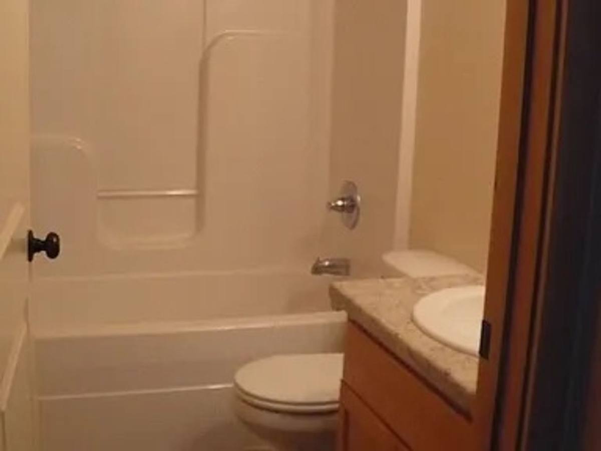 Townhouse for rent at 214 7th St SW, Tioga, ND 58852