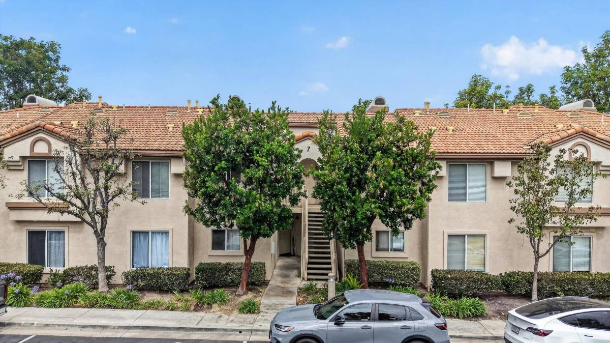 Condo for rent at 26342 Forest Ridge Dr, Lake Forest, CA 92630