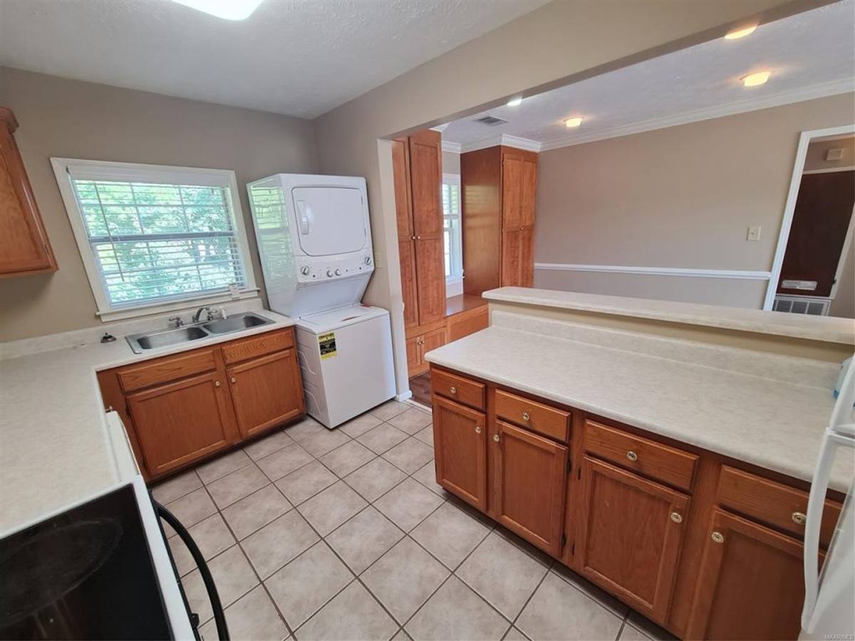 Apartment for rent at 3709 Le Bron Rd, Montgomery, AL 36111