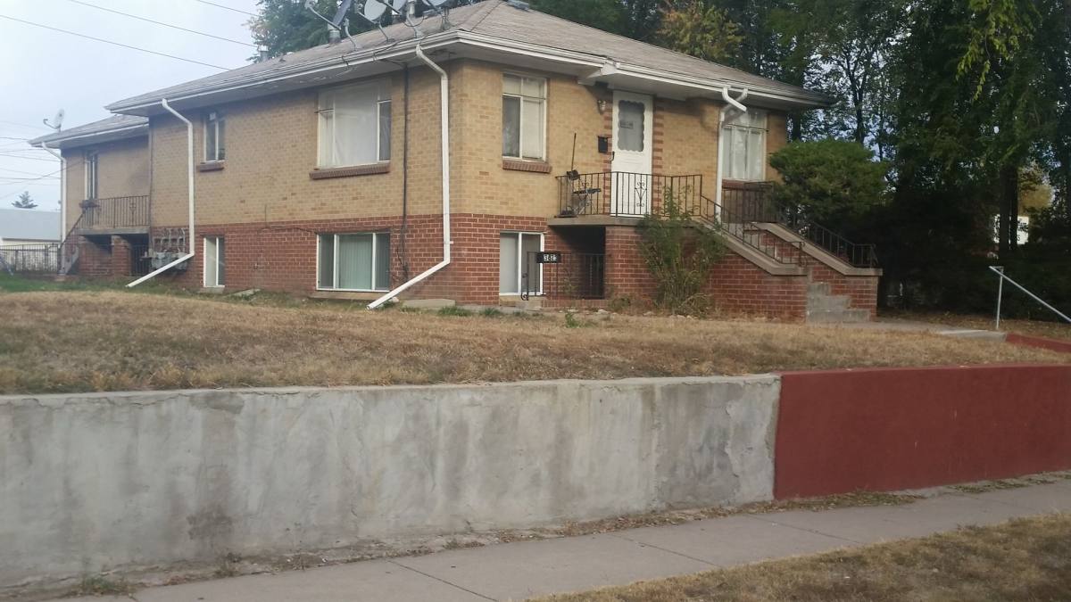 Apartment for rent at 3621 S Sherman St, Englewood, CO 80113