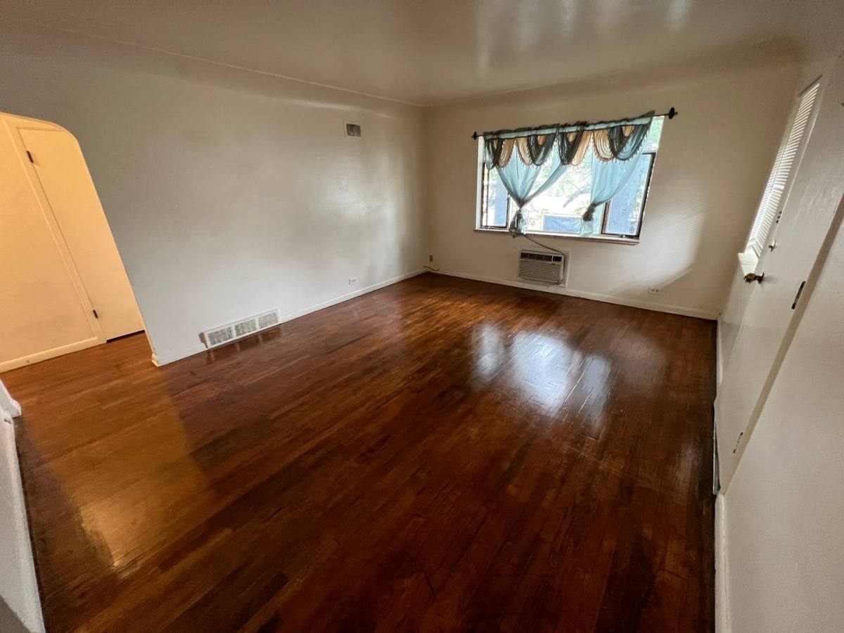 Apartment for rent at 3621 S Sherman St, Englewood, CO 80113