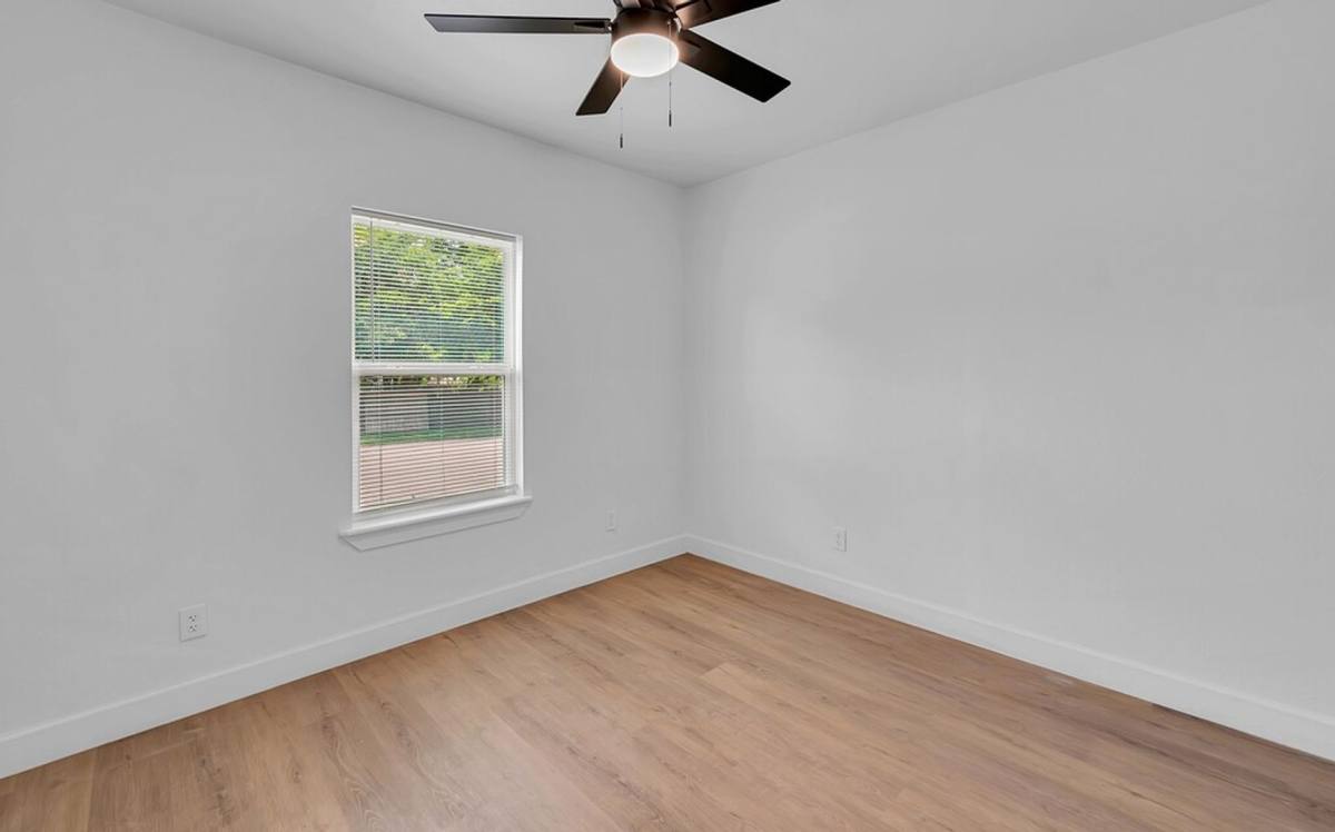 House for rent at 2400 Reuter Ave, Waco, TX 76708
