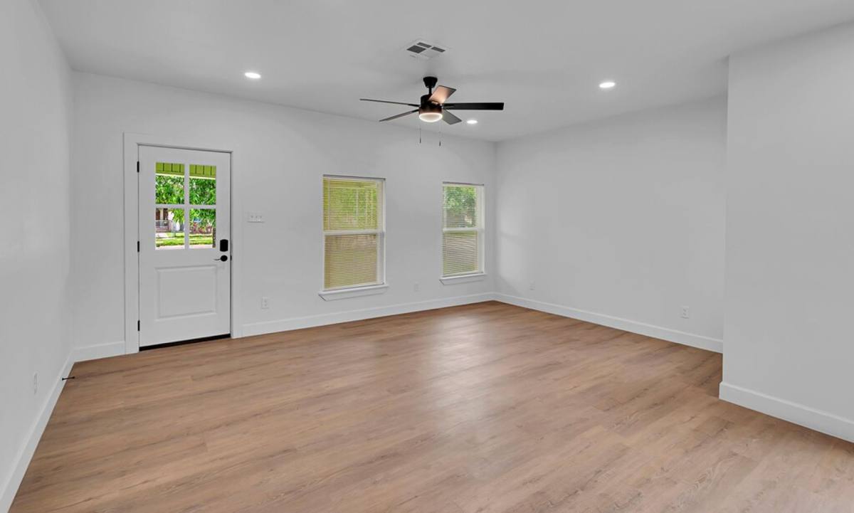 House for rent at 2400 Reuter Ave, Waco, TX 76708