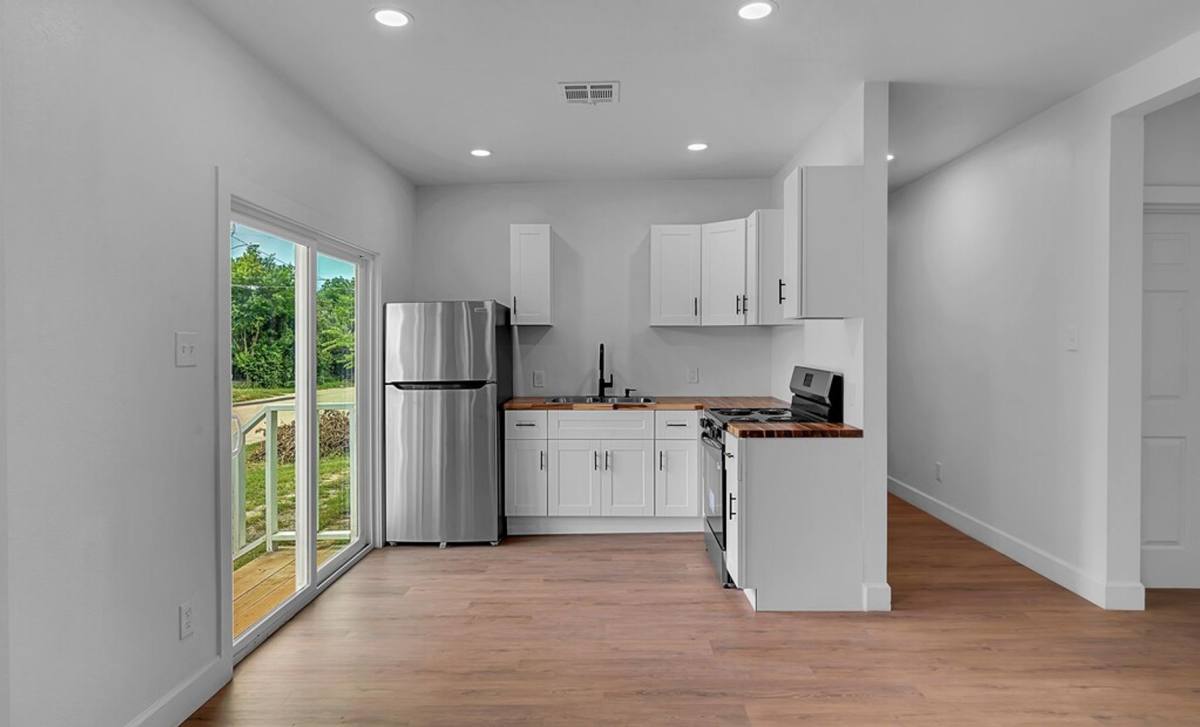 House for rent at 2400 Reuter Ave, Waco, TX 76708