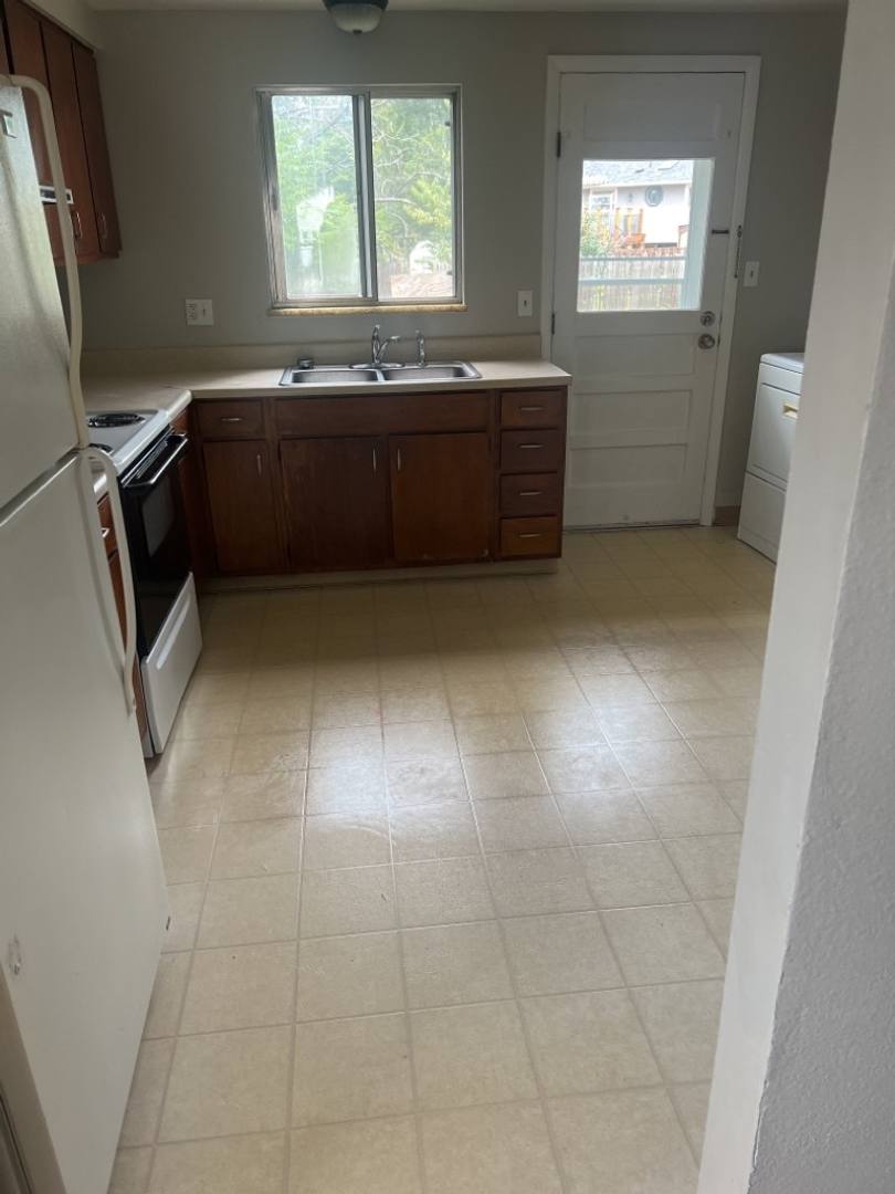 Apartment for rent at 1014 W 17th Ave, Longmont, CO 80501