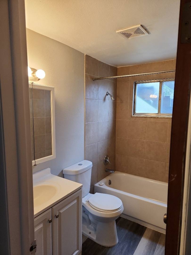 Apartment for rent at 1014 W 17th Ave, Longmont, CO 80501