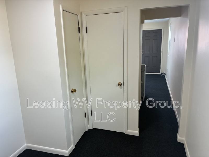 Apartment for rent at 401 Main Ave #1, Nitro, WV 25143