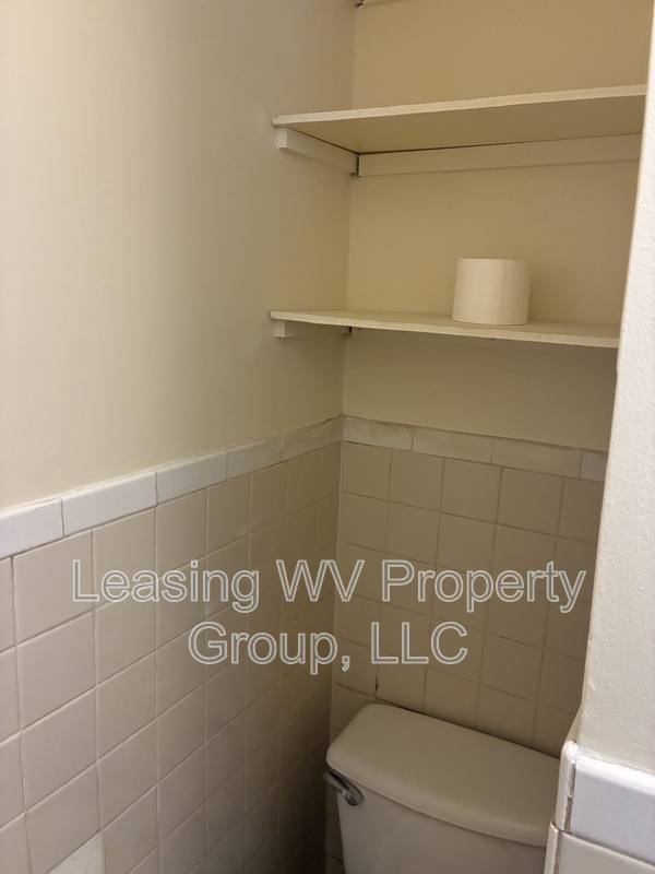 Apartment for rent at 401 Main Ave #1, Nitro, WV 25143