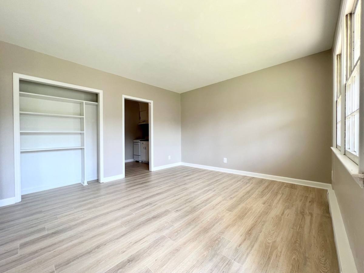 Apartment for rent at 6623 Nora Dr, Greensboro, NC 27410