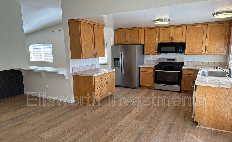 House for rent at 9914 Bourbon Court, San Diego, CA 92131