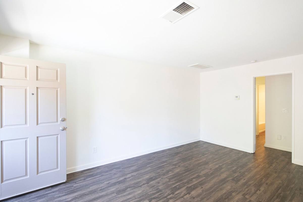 Apartment for rent at 5151 Robinwood Rd, Bonita, CA 91902