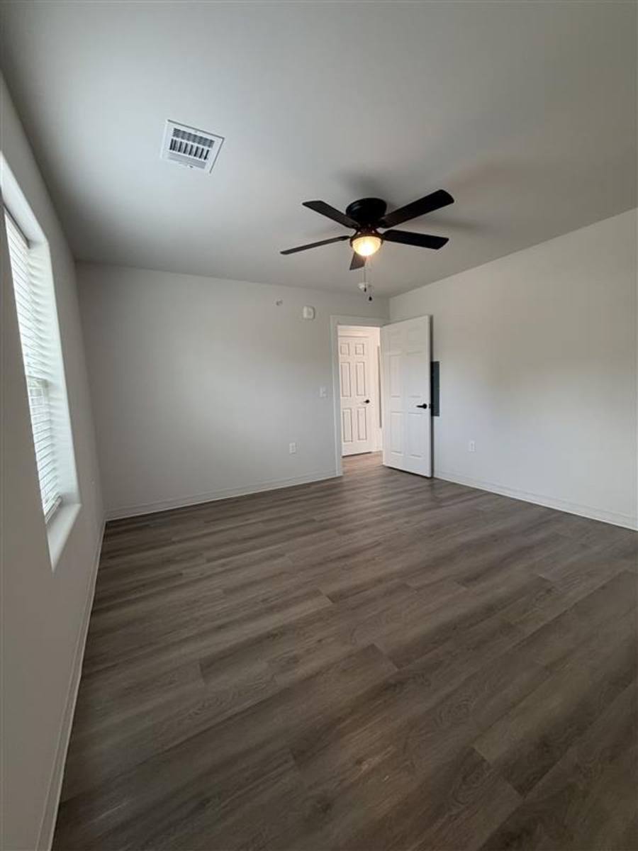 Apartment for rent at 2405 Judson Rd, Longview, TX 75605