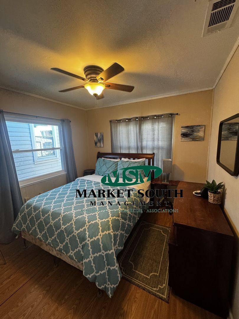 House for rent at 317 W Huntingdon St #A, Savannah, GA 31401