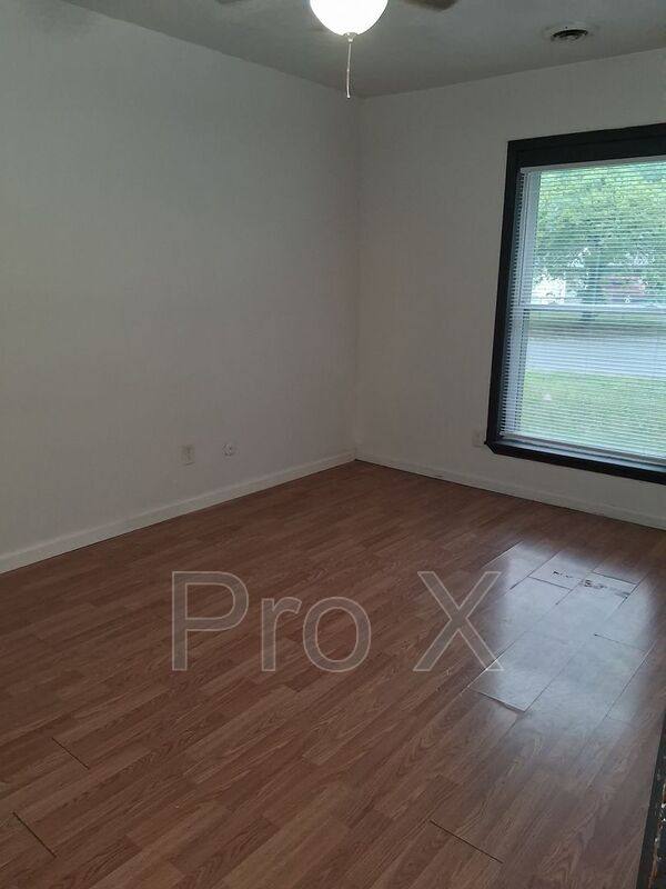 Apartment for rent at 217 E Adobe St, Fayetteville, AR 72703
