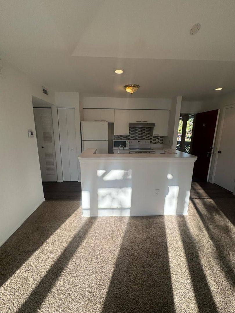 Apartment for rent at 4807 Via Palm Lakes, West Palm Beach, FL 33417