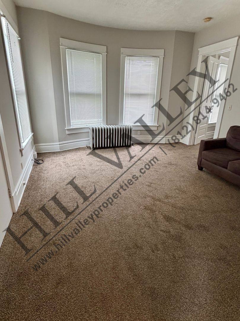 Apartment for rent at 722 S 5th St, Terre Haute, IN 47807