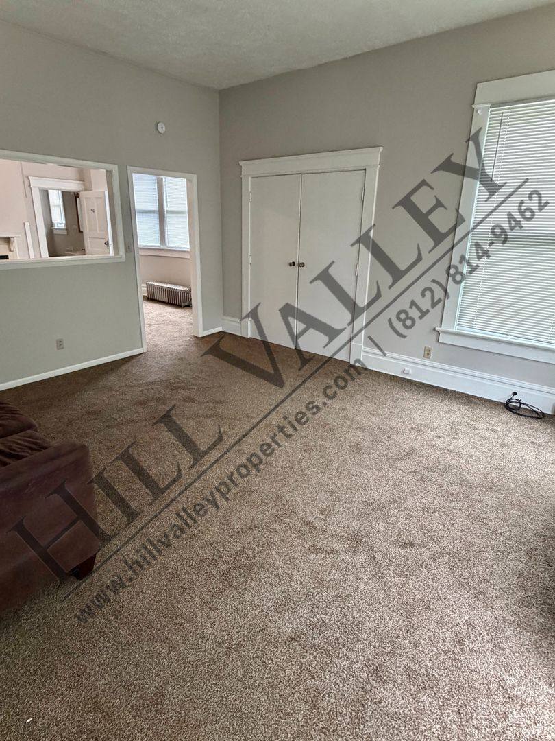 Apartment for rent at 722 S 5th St, Terre Haute, IN 47807