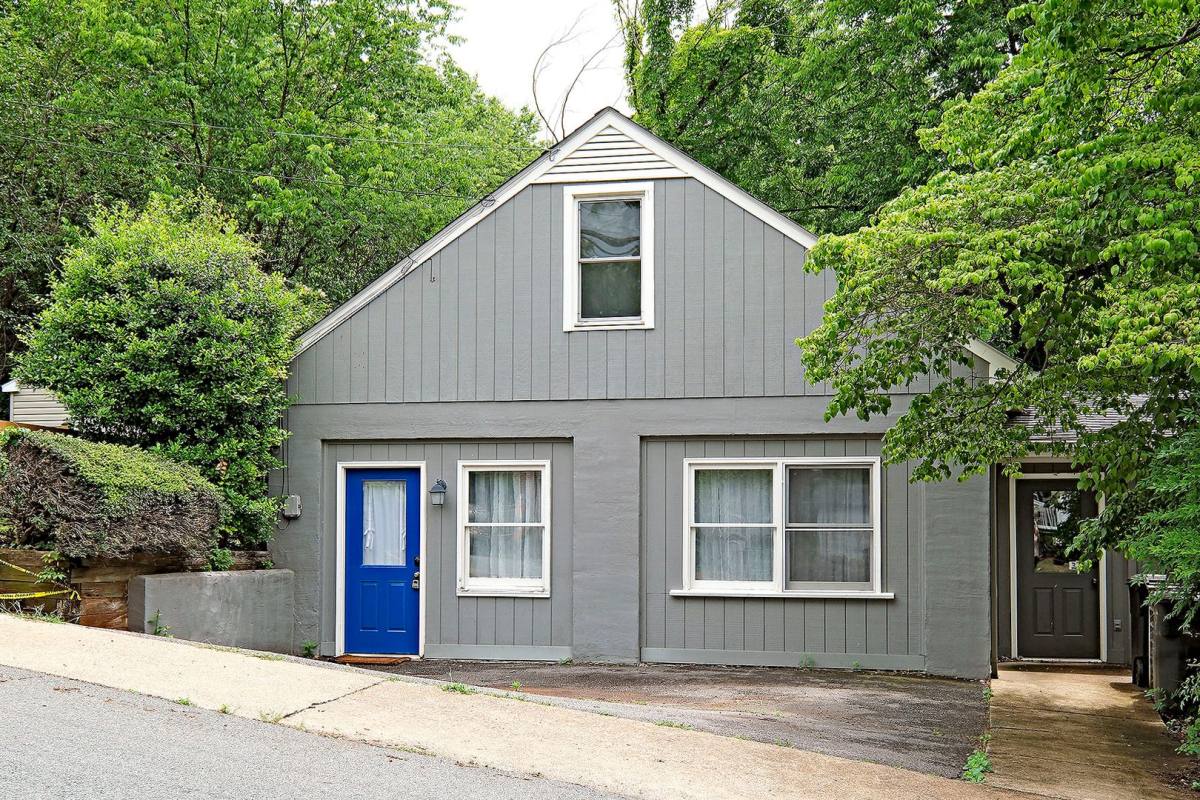 Apartment for rent at 1201 Poplar St, Charlottesville, VA 22902
