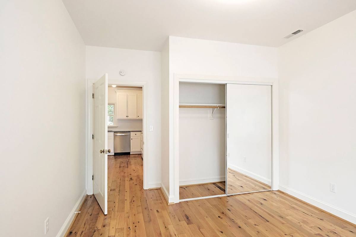 Apartment for rent at 1201 Poplar St, Charlottesville, VA 22902