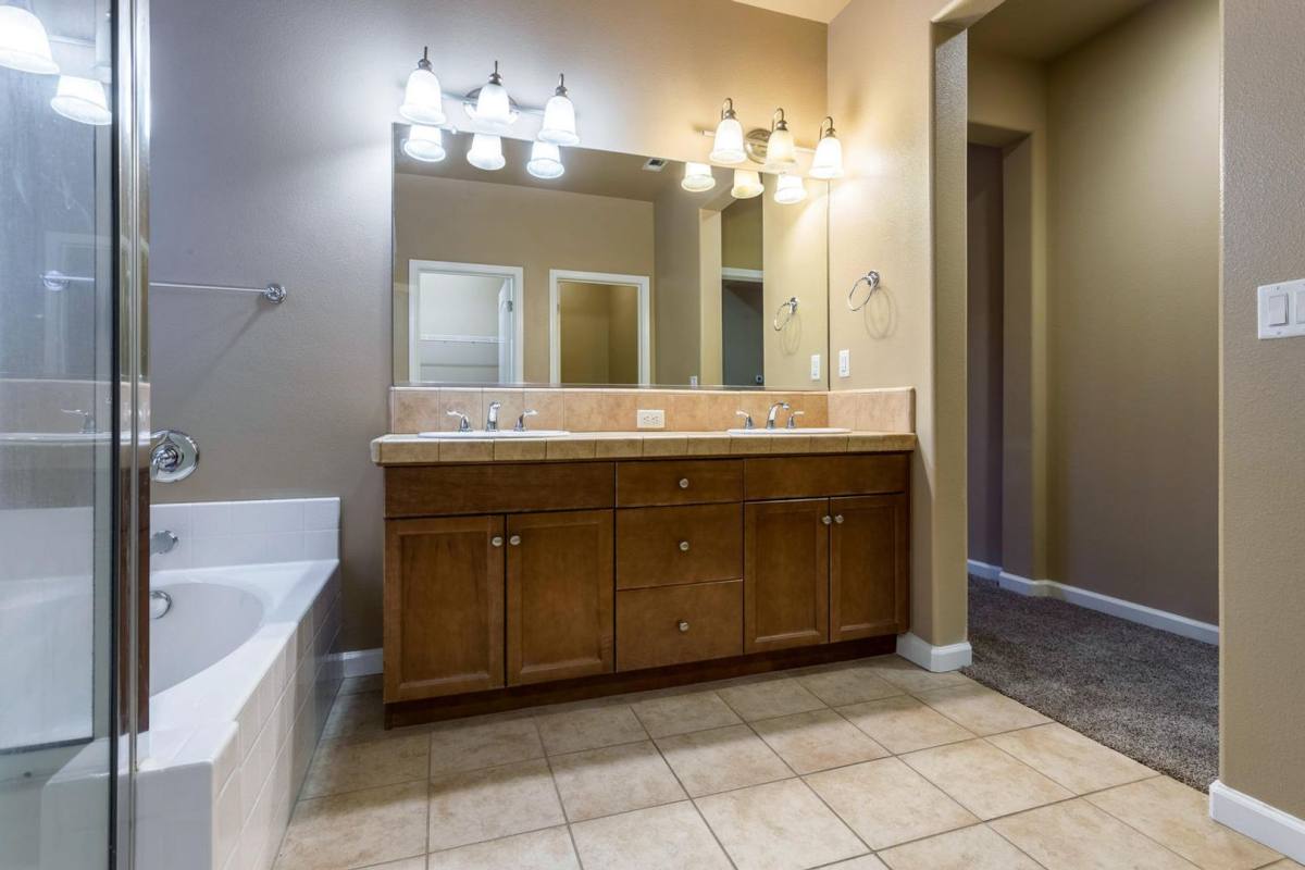 House for rent at 4044 Heritage Lane, Clovis, CA 93619