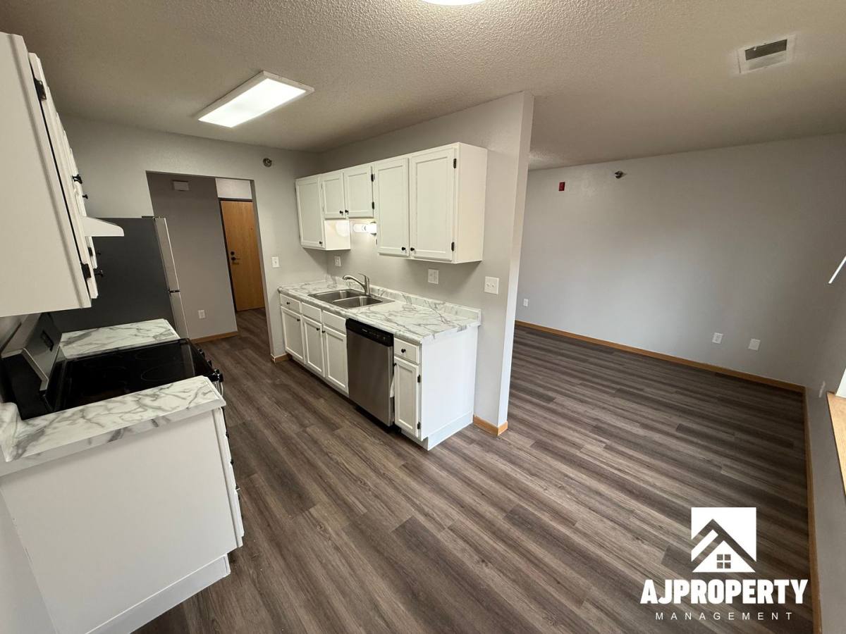 Apartment for rent at 1000 S Summit Ave, Sioux Falls, SD 57105