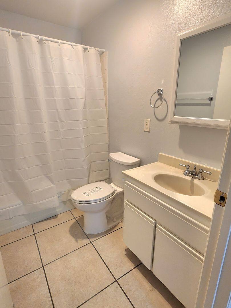 Apartment for rent at 127 S Ave, Los Angeles, CA 90042