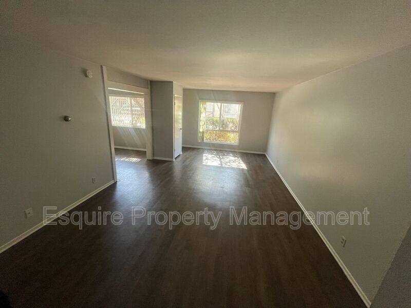 Apartment for rent at 951 Warwick Ave #P3, Thousand Oaks, CA 91360