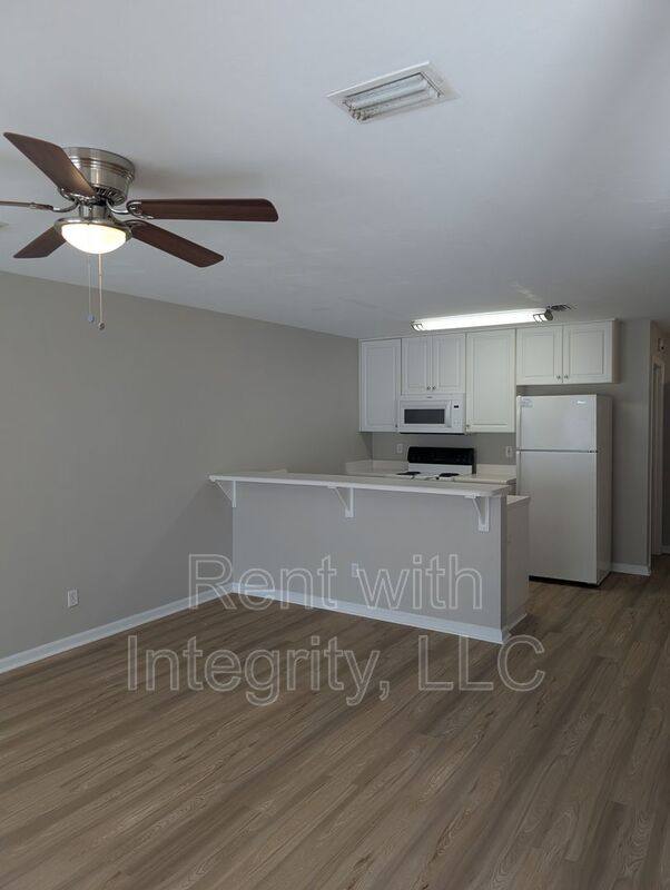 Townhouse for rent at 4234 Augustus Oak Court, Tallahassee, FL 32303