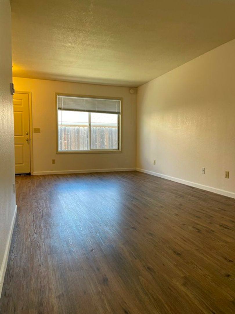 House for rent at 1714 Lakeview Ave, Klamath Falls, OR 97601
