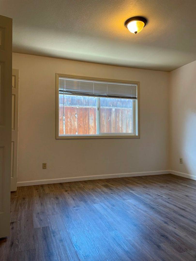 House for rent at 1714 Lakeview Ave, Klamath Falls, OR 97601