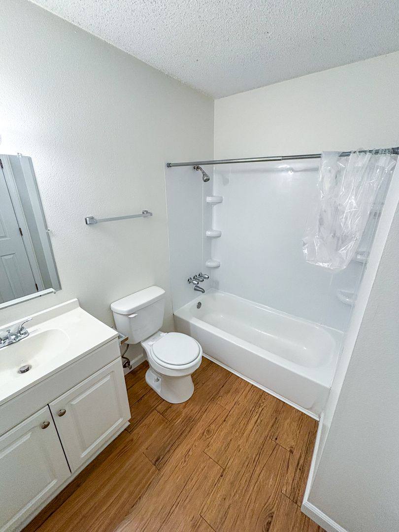 Monterey, 1015 SW Garfield Ave, Topeka, KS 66604 - Apartment for Rent - Image 8