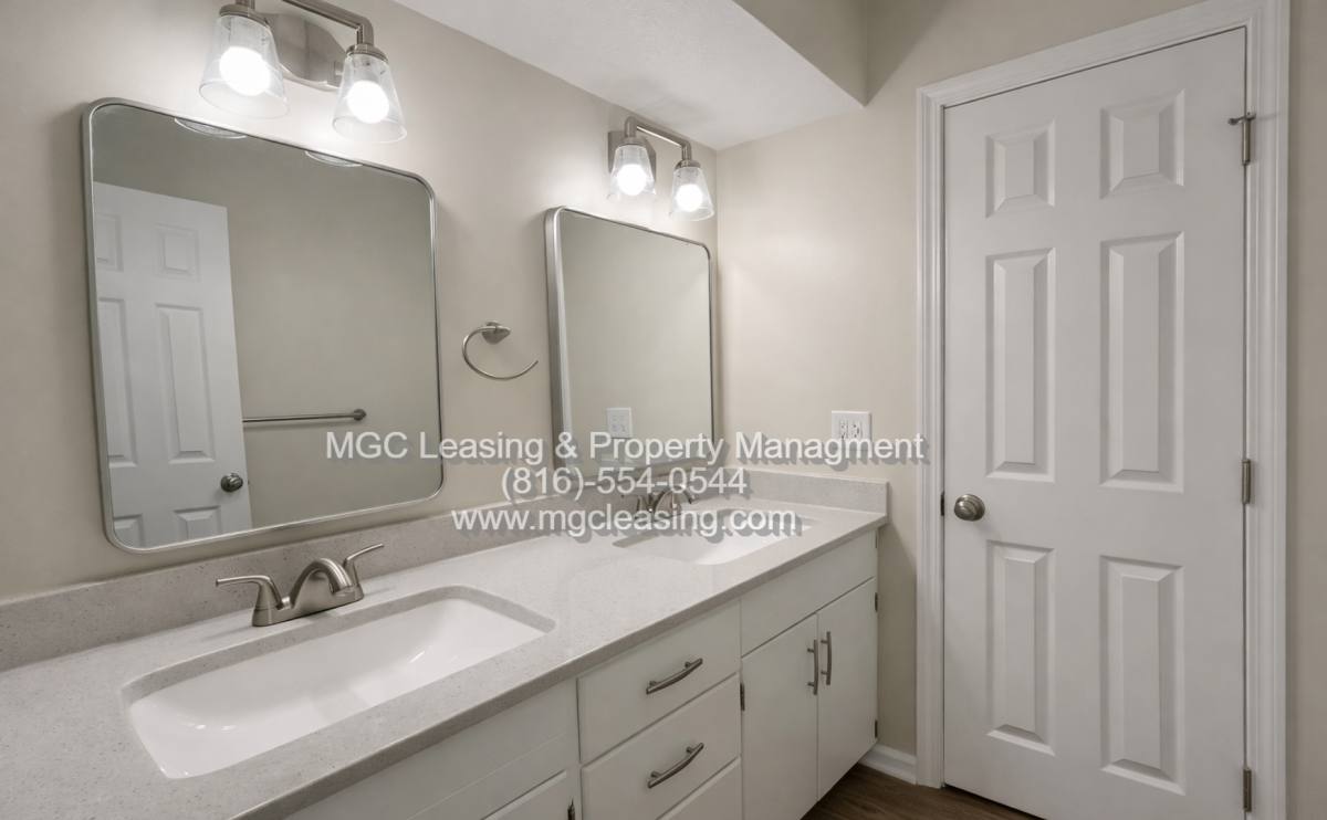 House for rent at 2901 NW Kingsridge Dr, Blue Springs, MO 64015