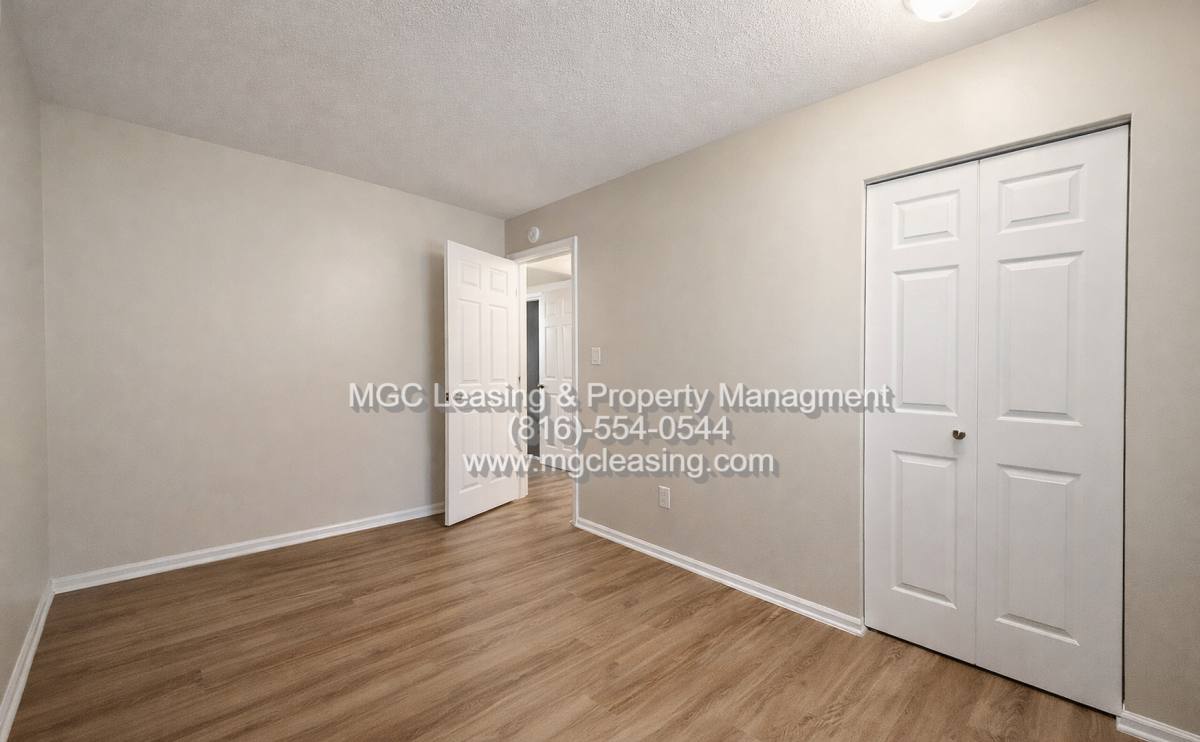 House for rent at 2901 NW Kingsridge Dr, Blue Springs, MO 64015