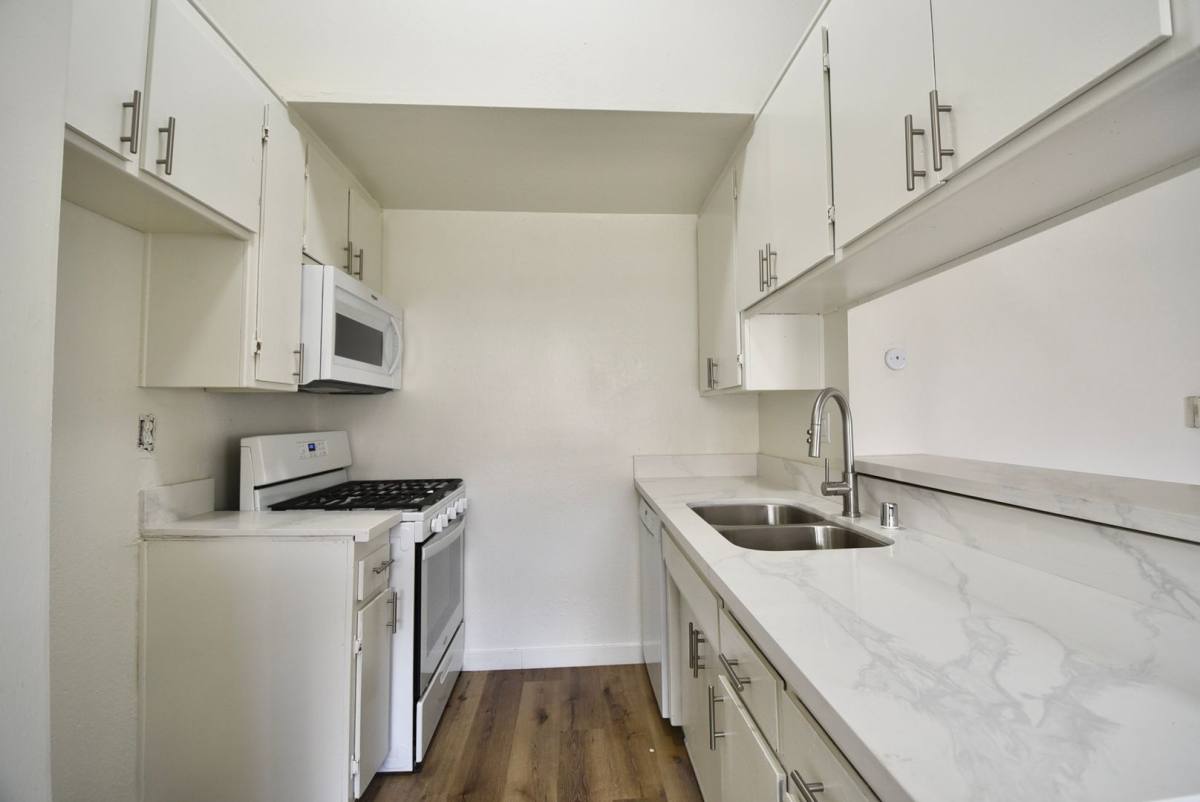 Apartment for rent at 21018 Gresham St, Canoga Park, CA 91304