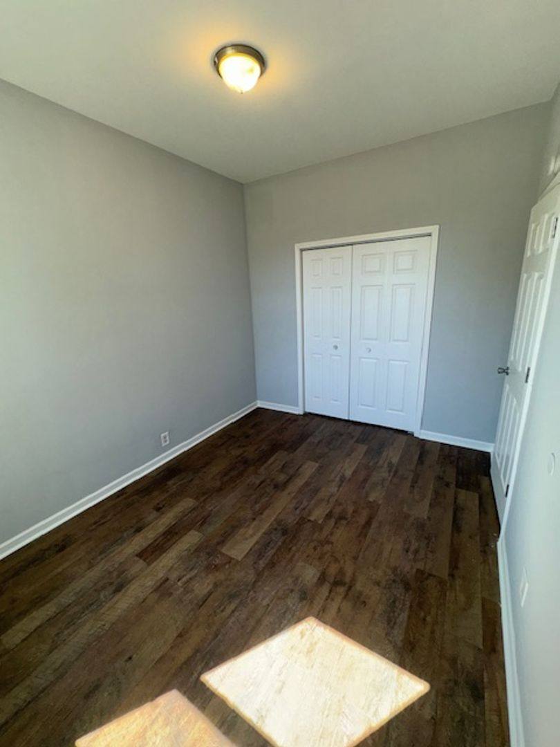 Apartment for rent at 900 Mary St, Evansville, IN 47710