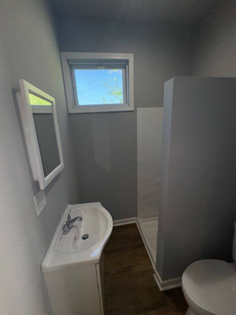 Apartment for rent at 900 Mary St, Evansville, IN 47710