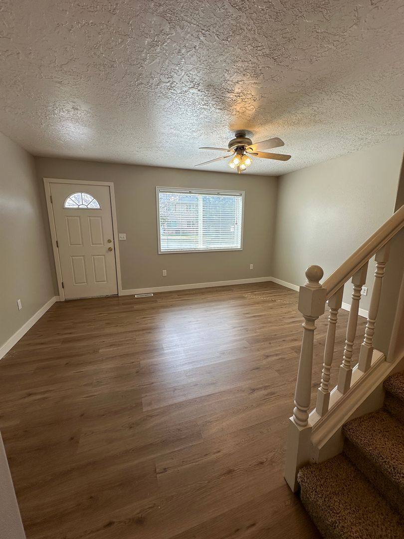 Townhouse for rent at 610 Sunflower Rd, Rexburg, ID 83440